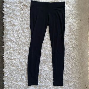 Black leggings!